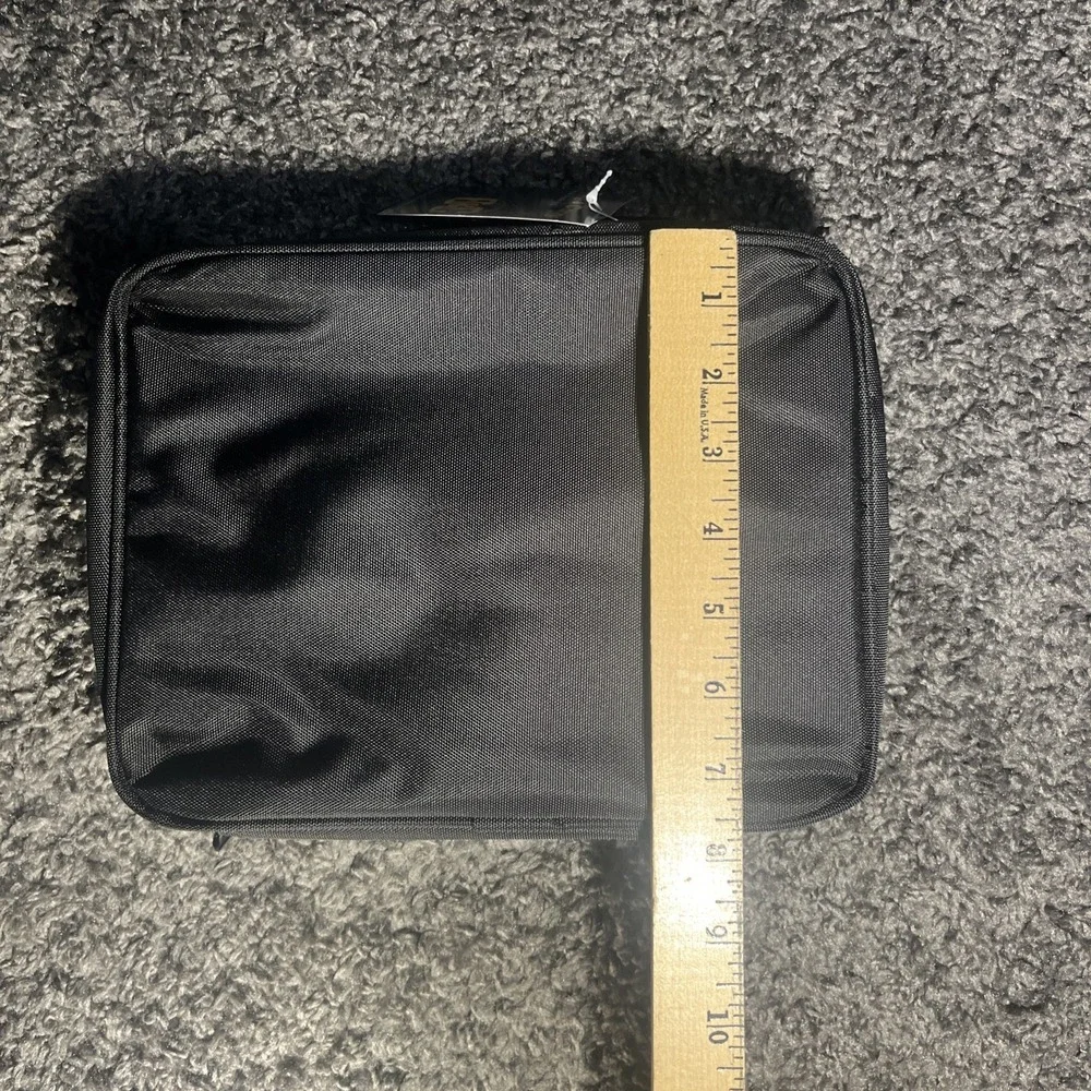 Bag And Carry‎ Black Hanging Zipper Travel Cosmetic Bag New